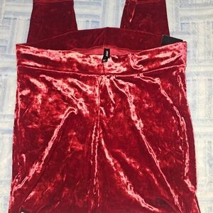 NWT Torrid Rich Burgundy Velvet Leggings